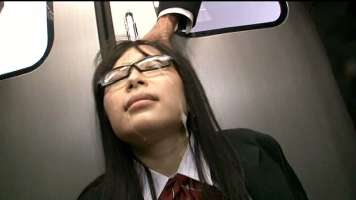 Screenshot 10 from NHDTA-357 Denryoku Iki Joshitai Kyōran Ressha 2: Shiofuki 220 Pun, Gokyō Planning, Obasan Squirting, Tomoda Ayaka, Hatsuki Nozomi, Maeda Hina