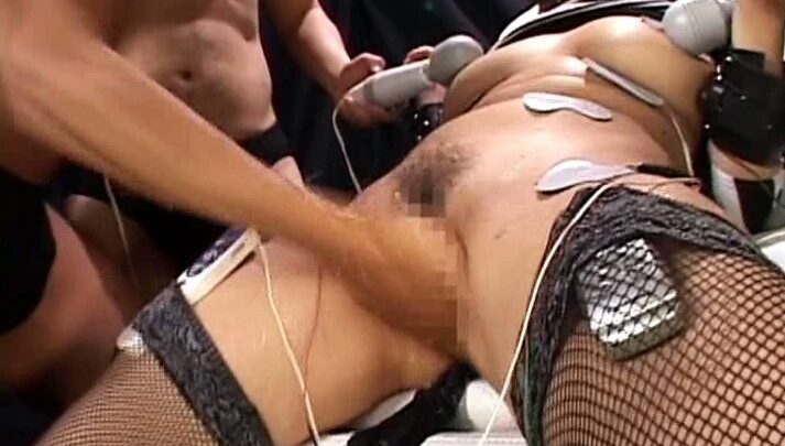Screenshot 19 from RCT-124 Bareback: Head-to-Toe Mega Mako Squeezes a Man’s Head — Saeki Nana’s Scalp Fuck, Gag and Anal Fisting