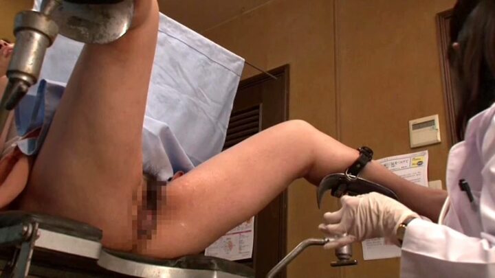 Screenshot 20 from RCT-575 Kupia sur le lit d'accouchement : Une jeune épouse injectée de sperme et rendue folle par des éjaculations internes, des rapports anaux et des orgasmes forcés - ROCKET