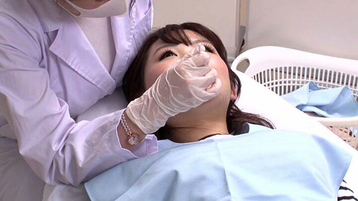 Screenshot 7 from RCT-983 Kitagawa Yuzu: Becoming a Whistle Doctor, Injecting Semen into the Patient’s Mouth… Costume Nurse, Female Doctor