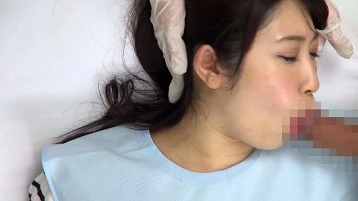 Screenshot 2 from RCT-983 Kitagawa Yuzu: Becoming a Whistle Doctor, Injecting Semen into the Patient’s Mouth… Costume Nurse, Female Doctor
