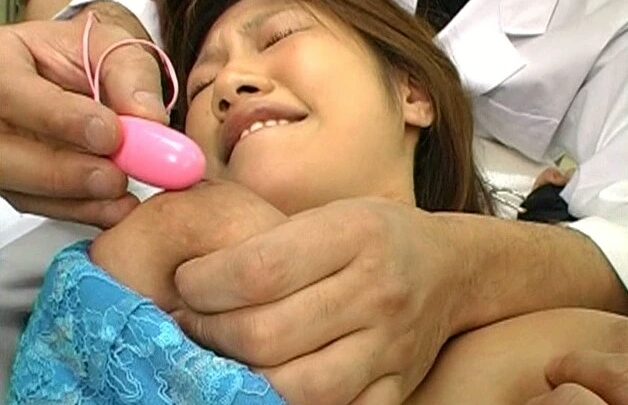 Screenshot 19 from SDDM-783 Ayano Azusa : Expérience Anale Vierge dans un Club Secret - Viol avec Éjaculation Explosive