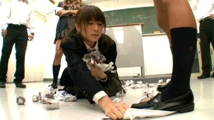 Screenshot 20 from SDMT-461 Nonaka Anri : Classe d'initiation au gangbang - Anri et d'autres étudiantes victimes de viol
