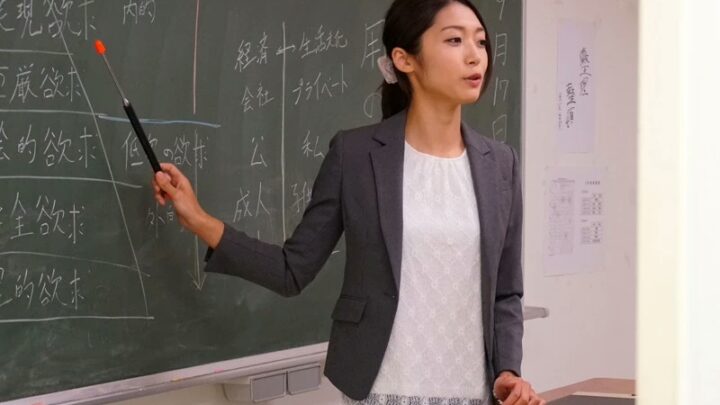Screenshot 11 from SDMU-750 Kanae Renon and a Certain Vocational High School Club Member’s Submission Video: Seduce the Madona Female Teacher into the Club Room… Daina Planning SOD Create (Soft On Demand)