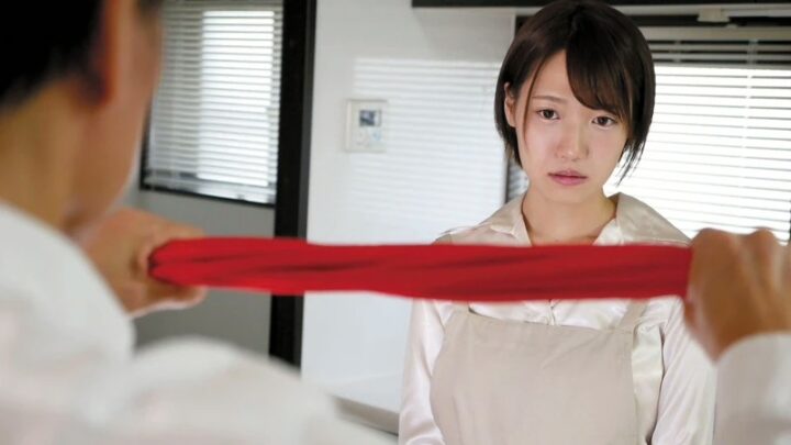 Screenshot 5 aus STAR-845 Kikukawa Mitsuba: Please Set Me Up with a Digi Mitzuha Threesome · Foursome Neighboring SM Rape Game