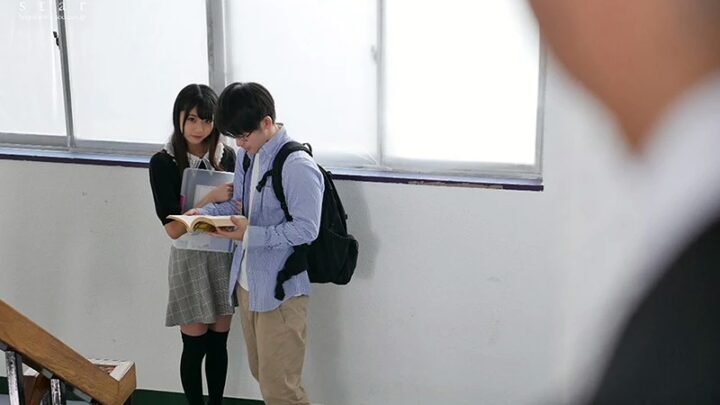 STARS-220 Nagano Ichika: The Young Literary Beauty Seduces a Middle-Aged Teacher with Passion のスクリーンショット 9