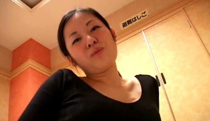 Screenshot 13 from DJNK-93 狂热的Sukatoro：羞辱！强制精液灌肠连裤袜5 - 山本圆，贾努斯