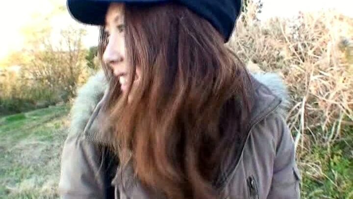 Screenshot 7 from DJNK-108 Mania Sukatoro: Reality!! Female Friends’ Outdoor Pee and Shit 7 – Hidden Camera 120 Minutes