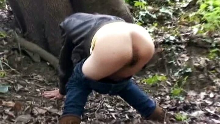 Screenshot 5 from DJNK-108 Mania Sukatoro: Reality!! Female Friends’ Outdoor Pee and Shit 7 – Hidden Camera 120 Minutes