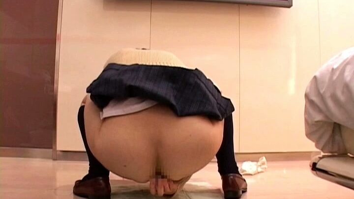 Screenshot 8 from DJNY-11 自錄！請來看我在變濕後立刻進行灌腸！還有另外兩位女學生的灌腸！