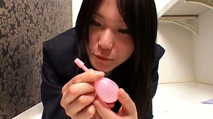 Screenshot 4 from DJNY-11 自錄！請來看我在變濕後立刻進行灌腸！還有另外兩位女學生的灌腸！