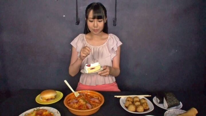 Screenshot 9 from DOKS-412 Sakisaka Karen, Tsukino Yuria, Ichiro Sayuri Golden Shower and Other Fetishes OFFICE K’S Other Fetish