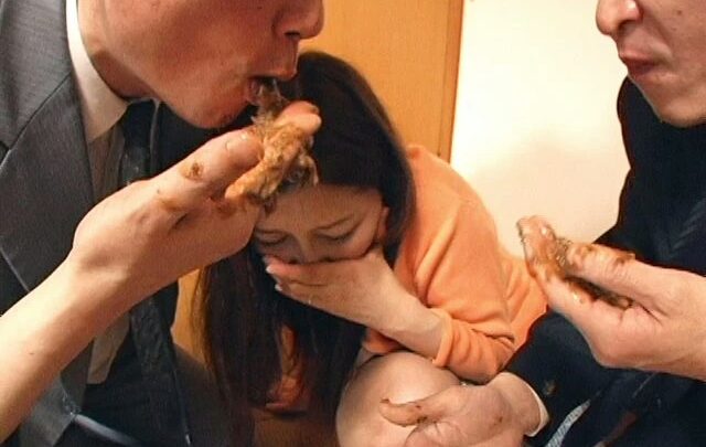 Screenshot 3 from MAMA-044 Eating the Husband’s Undigested Food 2 THE MAMA’S HELP Scat Husband and Wife Ei Ten