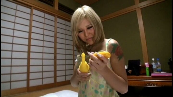 Screenshot 4 from GUN-463 Nuevo Baño Mixto Exterior Onsen Romance: Erina Aisaki Homosexualidad