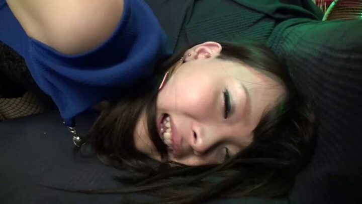 Screenshot 4 from GUN-686 Beatrix New Half BAR: Do You Like the Gamer Offering? Beatrix Leidesux