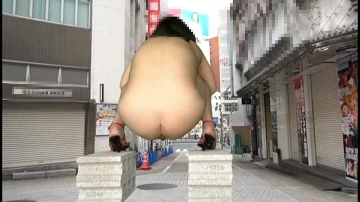 Screenshot 4 from PSD-025: 거대 여성의 소변 2: 타요시 타베다, 노조미 니시노, 스캣