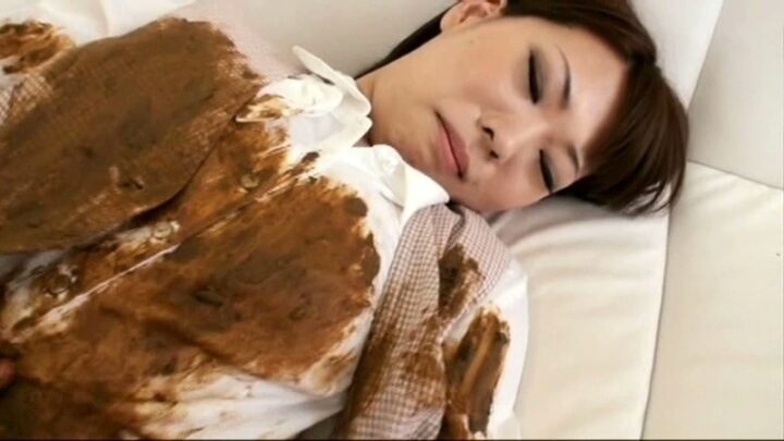 Screenshot 12 from STD-402 하마나마유 카오리, 노지마 모에: 페니스 내부 / 황금 샤워 오후 낮잠, 수치스러운 벗기기, 2011 가을 레이디스 황금 샤워 제국