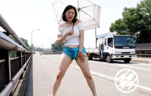 Screenshot 2 from YAG-090 Exposed Married Woman’s Pleasure Club: Kawamura Yuumi’s Cowgirl Outdoor Exposure Riding Position, Youthful Allure, Humiliation & Training, Stockings