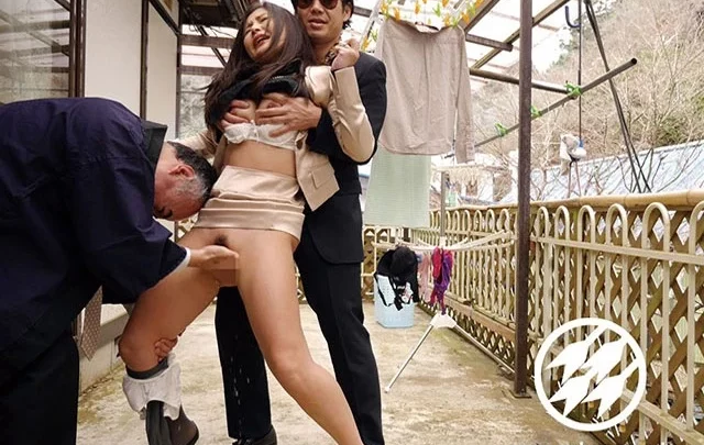 Screenshot 13 from YAG-104 Torture Outdoor Exposure 3P: Humiliated Wife in the Wild – Maeda Haruka