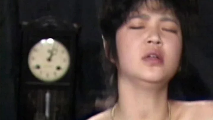 Screenshot 2 from FF-023 激杀：清晰女性路边的润子潜伏 - Jaido户外暴露拍打粪便