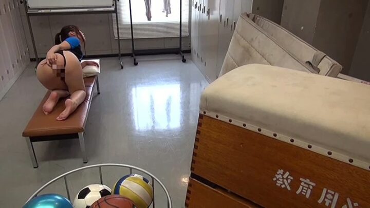 Screenshot 20 from NITR-338 早見萌奈：變態M型頹廢體育女教師的羞辱崩潰2孔訓練