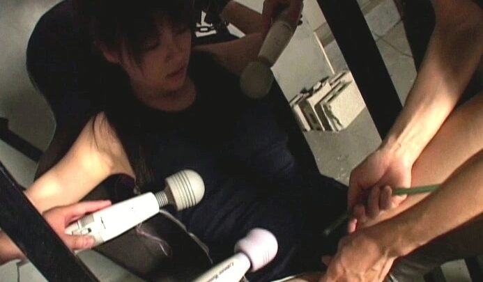 Screenshot 10 aus AKI-012 Saotome Rui: Shoujo Zekkyou Kangoku 11 - Ryou 120 Min