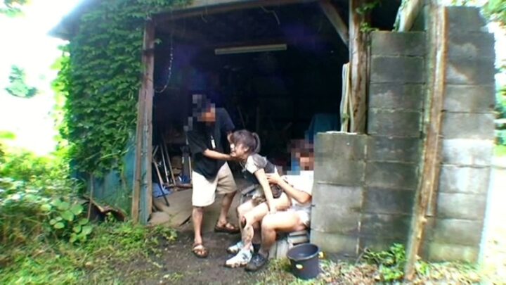 Screenshot 4 aus IBW-156 Takarabe Yuki: Schulmädchen Gangbang Vergewaltigung I.B.WORKS