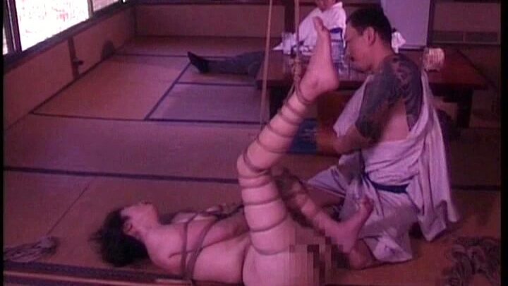 CMA-017 おっぱい拷問女王: 菊池えり、千条えりの最高の思い出、トレーニング、パイ、スカトロ、フェラチオ、剃毛ファック、おっぱい のスクリーンショット 2