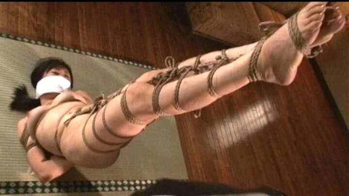 Screenshot 20 from Collezione di Bondage in Sospensione CMC-060: Saya Hiiragi, Yukimi Honoka Cinematica, Shiho Miyazaki