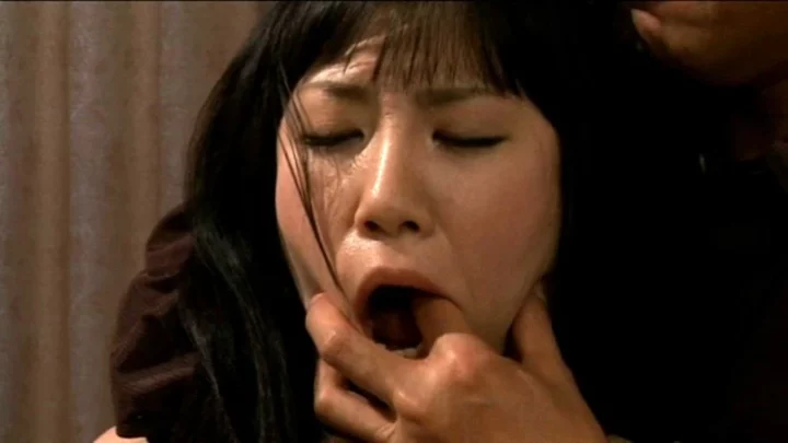 Screenshot 13 aus CMK-025 Mutter und Schwiegertochter: Eine schöne reife Frau und die Anal ihrer Tochter 5 Mal, vollständige Beherrschung, Beleidigung, Zwangsernährung, SM-Training mit Iikura Erika und Oosawa Hotaru