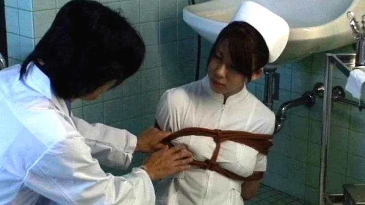 Screenshot 17 from CMN-033 鳥羽依人：護士玲夢的灌腸治療 2