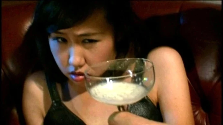 Screenshot 14 aus CMN-070 Stillbildungsbildung Mama: Einlauf-Experiment Raum SM Muttermilch