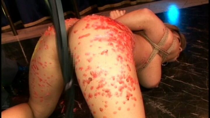 Screenshot 4 from CMN-103 Mizuki Yume: La súplica desesperada de la agente encubierta 6 - Colapso de senos gigantes, Mizuki Yuumi
