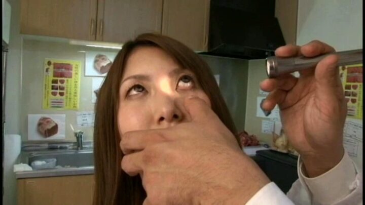Screenshot 20 aus CMN-122 Frauen Spionage Verhörraum 11: Mizuki Yume in 00 SM Folter mit Hakenlotion 120 Minuten