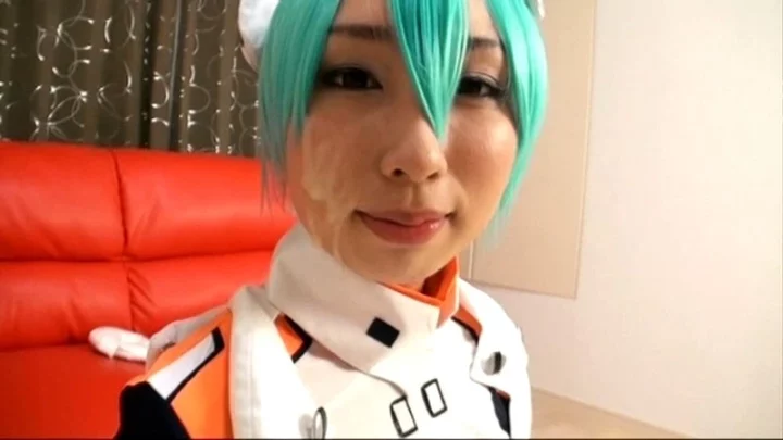 Screenshot 16 aus LIA-603 Unchimamire no Anikosu Girl: Cosplay, Spanking, Dominanz