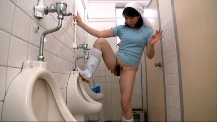 Screenshot 17 from PSI-419 스캔들 부인의 쾌락: 야외 산책 훈련 4 - 오줌, 오바상, 수유, 그리고 기타 의상 - 풀클럽 엔터테인먼트 블로우 근친 - 아사쿠라 미키 - 열정 - 굴욕 & 훈련