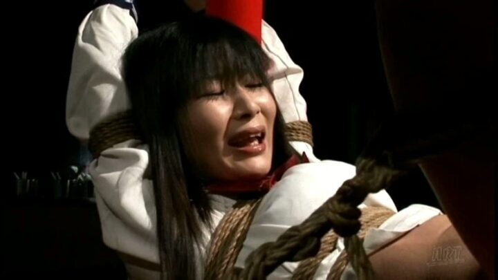 Screenshot 15 from ADVO-012 ふゆの みずき 少女前編 藝術影片/排泄幻想部落