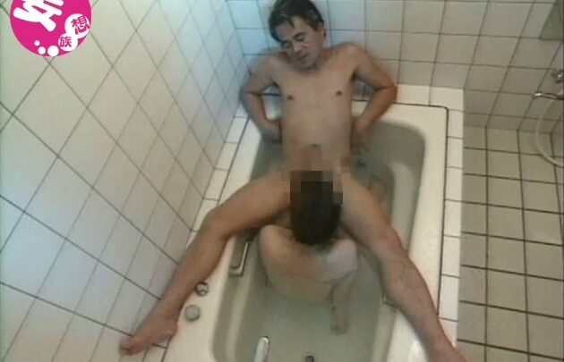 Screenshot 9 aus ADVO-135 Takaoka Mayumi: Weiße Brüste SM-Kopplung mit 'Ranbu '95 ArtVideo SM