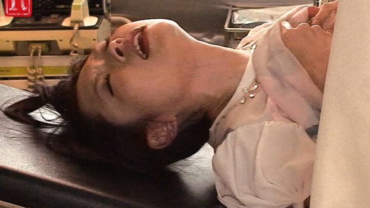BABA-119 Okusan: Obstetrics and Gynecology Department, Injecting Semen into the Wife with an Ultra-Thick Syringe… It’s Effective… RED のスクリーンショット 8