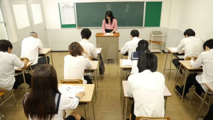 Screenshot 8 from BDA-100 Affaire Inaba Ruka en Classe : Formation des Enseignants, Séduction, Professeur Féminin Cowgirl Rasée, Contrainte