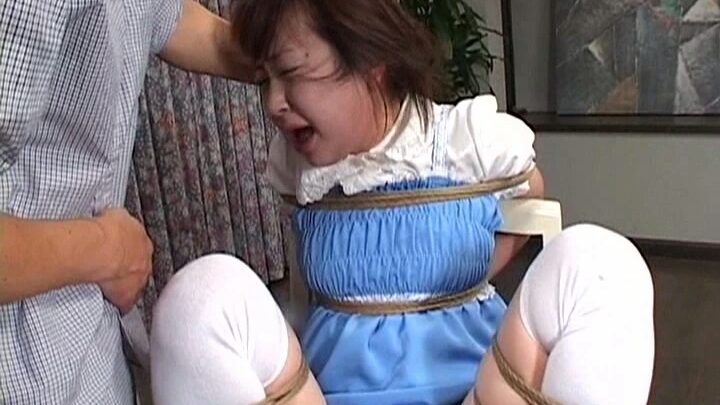 Screenshot 4 from CMA-029 Série SM Maid Made-Based : Mimi Yuuki, Yukimi Honoka, Himeno Rimu, Yuuki Riri Entraînement