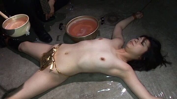 Screenshot 6 from CMN-165 叶野瞳，西条玲香，桐仁怜门 紧身衣恋物癖：成熟女性崩溃版 - 妻子，熟女，邻居 200分钟