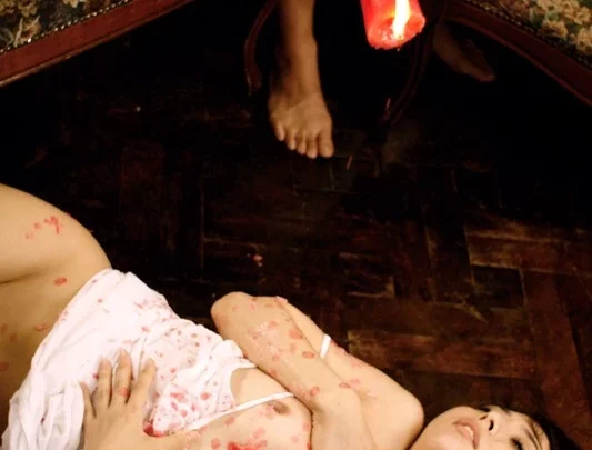 Screenshot 3 from CRPD-332 강제 훈련과 복종하는 아내의 비하: 불쌍한 신혼부부가 철저히 무너짐 - 기혼 여성 CROSS (KUROSU) 강간 근친상간
