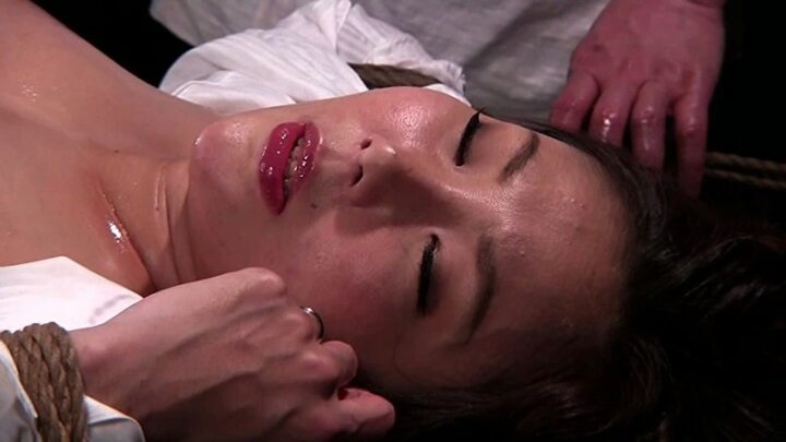 Screenshot 13 from DDHG-017 아내 심문 아쿠메 17: 고급 애인 야마부키 히토미에 대한 잔인한 복수