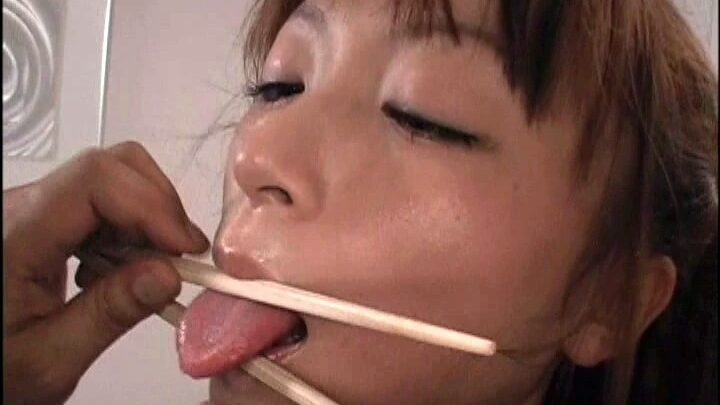 Screenshot 19 aus DDT-315 Momose Emiru TOHJIROs geheime Ausbildung: Ehemalige ordentliche Idol-Haustierquälerei 2DDT Training