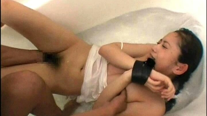 Screenshot 15 from DDT-325 大泽美香 TOHJIRO的秘密训练：假阳具统治，肛门训练