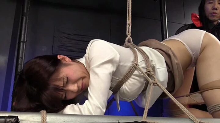 Screenshot 16 from DNVC-001 亞拉基舞 身體羞辱研究所 暴力走廊 用色情折磨黑暗快樂之地 羞辱 緊束縛 拷打 夏樹與殘酷兄弟