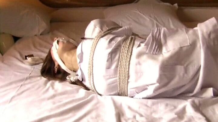 Screenshot 12 from DOMM-002 相田菜菜子，天城遥：紧缚强奸 露出SM