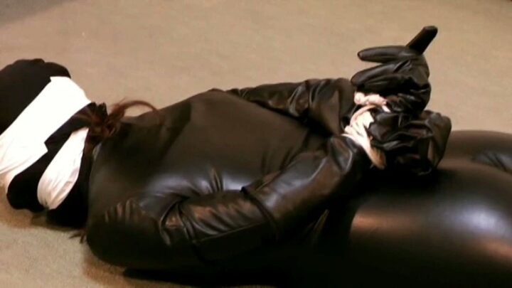 Screenshot 20 from DOMS-002 Rei Jou Shashinkan Ex: Uruusai Onna Miki Rape Torishimari