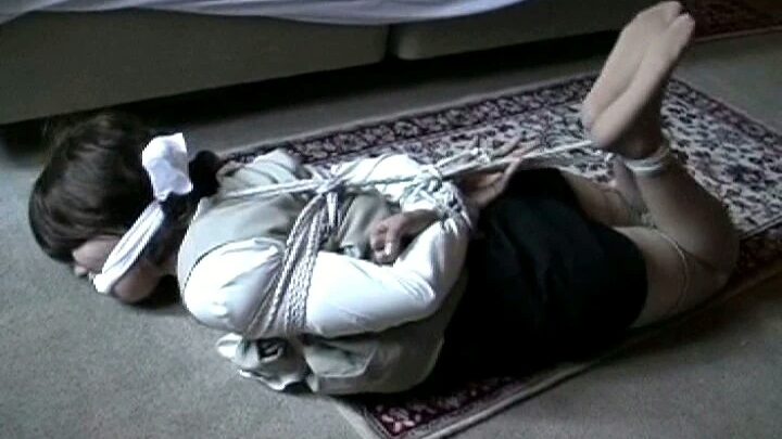 Screenshot 11 from DOMS-003 Bondage e Tesoro Legato 100 Minuti: Altra Regina e SM con Natsukawa Rika, Aida Nanako, Ichikawa Rina, Miyashita Sukekaori, Hana Tsubakikaoru